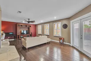 6907 Bettyhill Dr, San Diego, CA 92117 - Photo 16