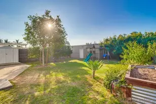 712 Lemon Ave, Vista, CA 92084 - Photo 8