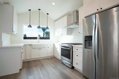  1533 Roma Dr, Vista, CA 92081 - Photo 4