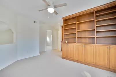  1533 Roma Dr, Vista, CA 92081 - Photo 8