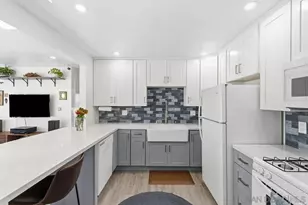 1818 Diamond St, San Diego, CA 92109 - Photo 4