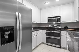 750 State St, San Diego, CA 92101 - Photo 10