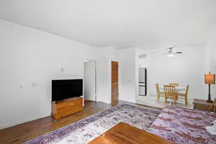 8310 Regents Rd, San Diego, CA 92122 - Photo 4