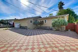 2574 Crestline Dr, Lemon Grove, CA 91945 - Photo 2
