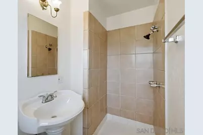  2574 Crestline Dr, Lemon Grove, CA 91945 - Photo 14