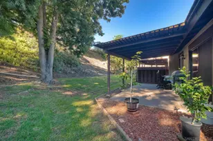 2049 Golden Cir Dr, Escondido, CA 92026 - Photo 18