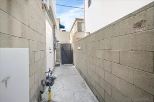 710 Verona Ct, San Diego, CA 92109 - Photo 14