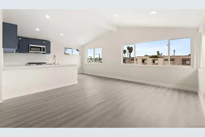  4804 Lamont St, San Diego, CA 92109 - Photo 8