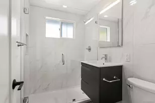 4804 Lamont St, San Diego, CA 92109 - Photo 16