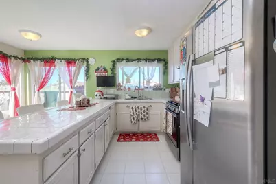  1302 Valencia, Chula Vista, CA 91910 - Photo 10