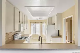 1636 Via Caminar, San Marcos, CA 92078 - Photo 8