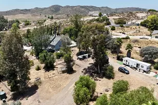 995 Laky Ln, Ramona, CA 92065 - Photo 2