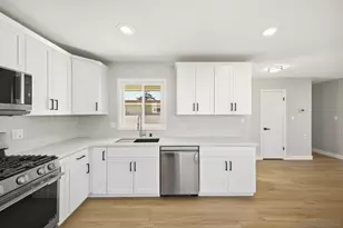 2990 Greyling Dr, San Diego, CA 92123 - Photo 10