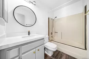 9302 Twin Trails Dr, San Diego, CA 92129 - Photo 18