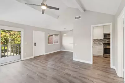  2422 Caminito Ocean Cv, Cardiff, CA 92007 - Photo 8