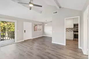 2422 Caminito Ocean Cove, Cardiff, CA 92007 - Photo 8