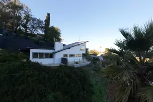 3546 Multiview Dr, Los Angeles, CA 90068 - Photo 12