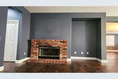  36605 Walden Ln, Murrieta, CA 92563 - Photo 8