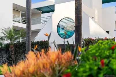  2552 Navarra Dr #A, Carlsbad, CA 92009 - Photo 2