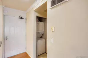 8889 Caminito Plaza Centro, San Diego, CA 92122 - Photo 14