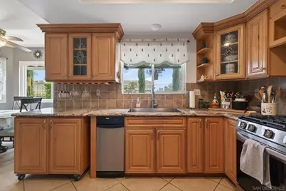 800 Calle Higuera, Camarillo, CA 93010 - Photo 28