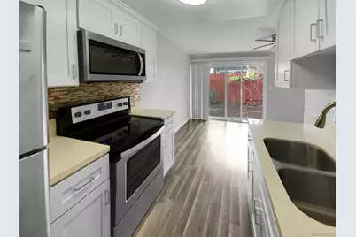  630 1/2 J St, Chula Vista, CA 91910 - Photo 2