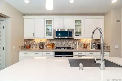  807 Santa Barbara Pl, San Diego, CA 92109 - Photo 18