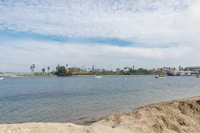  807 Santa Barbara Pl, San Diego, CA 92109 - Photo 40
