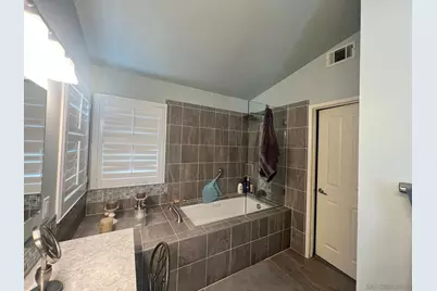  260 Sierra Madre Way, Corona, CA 92881 - Photo 22