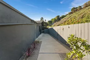 2526 Aster St, San Diego, CA 92109 - Photo 44