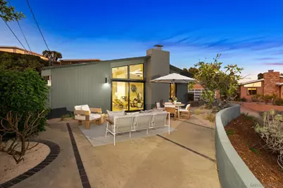  2526 Aster St, San Diego, CA 92109 - Photo 2