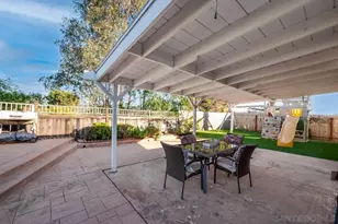 14027 Hermosillo Way, Poway, CA 92064 - Photo 28