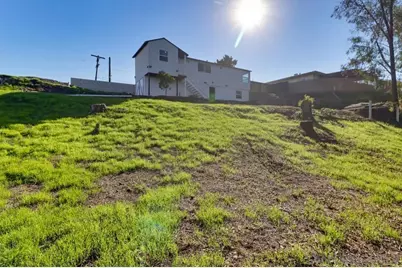  2537 E 13th St, National City, CA 91950 - Photo 10