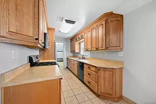 1915 Englewood Dr, Lemon Grove, CA 91945 - Photo 4