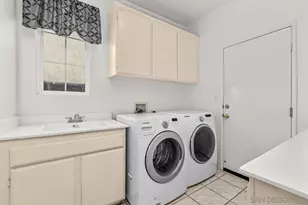 29610 Gracilior Dr, Escondido, CA 92026 - Photo 28