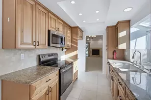 10460 La Vita Ct, San Diego, CA 92131 - Photo 14