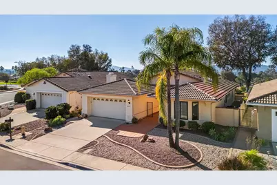  18113 Calle Estepona, San Diego, CA 92128 - Photo 4