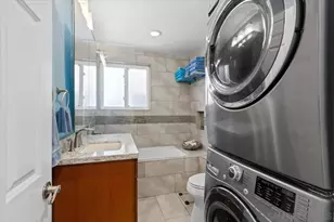 8040 Girard Ave, La Jolla, CA 92037 - Photo 24