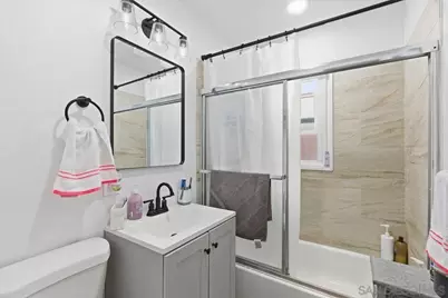  835 Colorado Ave, Chula Vista, CA 91911 - Photo 22