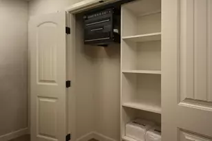 8901 Nottingham Pl, La Jolla, CA 92037 - Photo 54