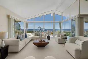 6424 El Camino Del Teatro, La Jolla, CA 92037 - Photo 2