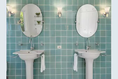  6424 El Camino Del Teatro, La Jolla, CA 92037 - Photo 26