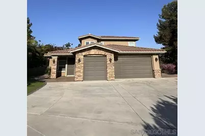  1838 El Jardin Ct, El Cajon, CA 92020 - Photo 2