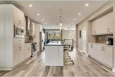  2804 Avella Circle, San Diego, CA 92108 - Photo 2