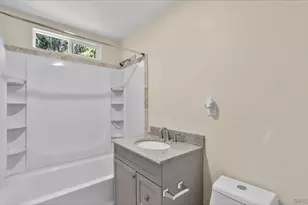 204 N Citrus Ave, Vista, CA 92084 - Photo 16