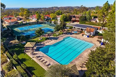  12565 Fairbrook Rd, San Diego, CA 92131 - Photo 54