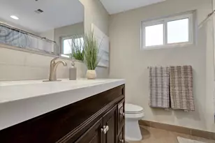 2002 Mendocino Blvd, San Diego, CA 92107 - Photo 34