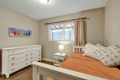  2002 Mendocino Blvd, San Diego, CA 92107 - Photo 40