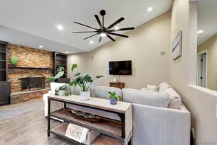 2002 Mendocino Blvd, San Diego, CA 92107 - Photo 18