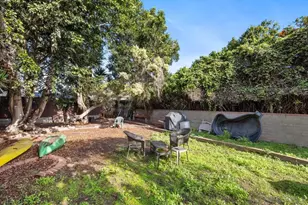 2747 Fairfield St, San Diego, CA 92110 - Photo 20